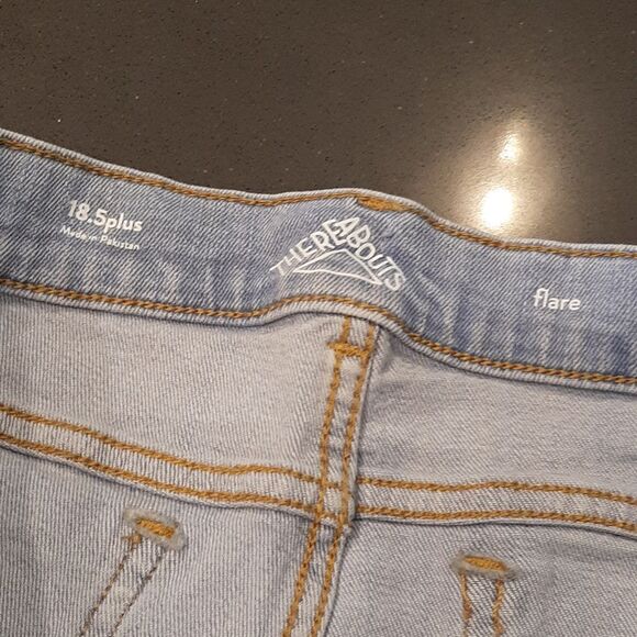 There Abouts Flare Adjustable Waist Jeans - Picture 5 of 15